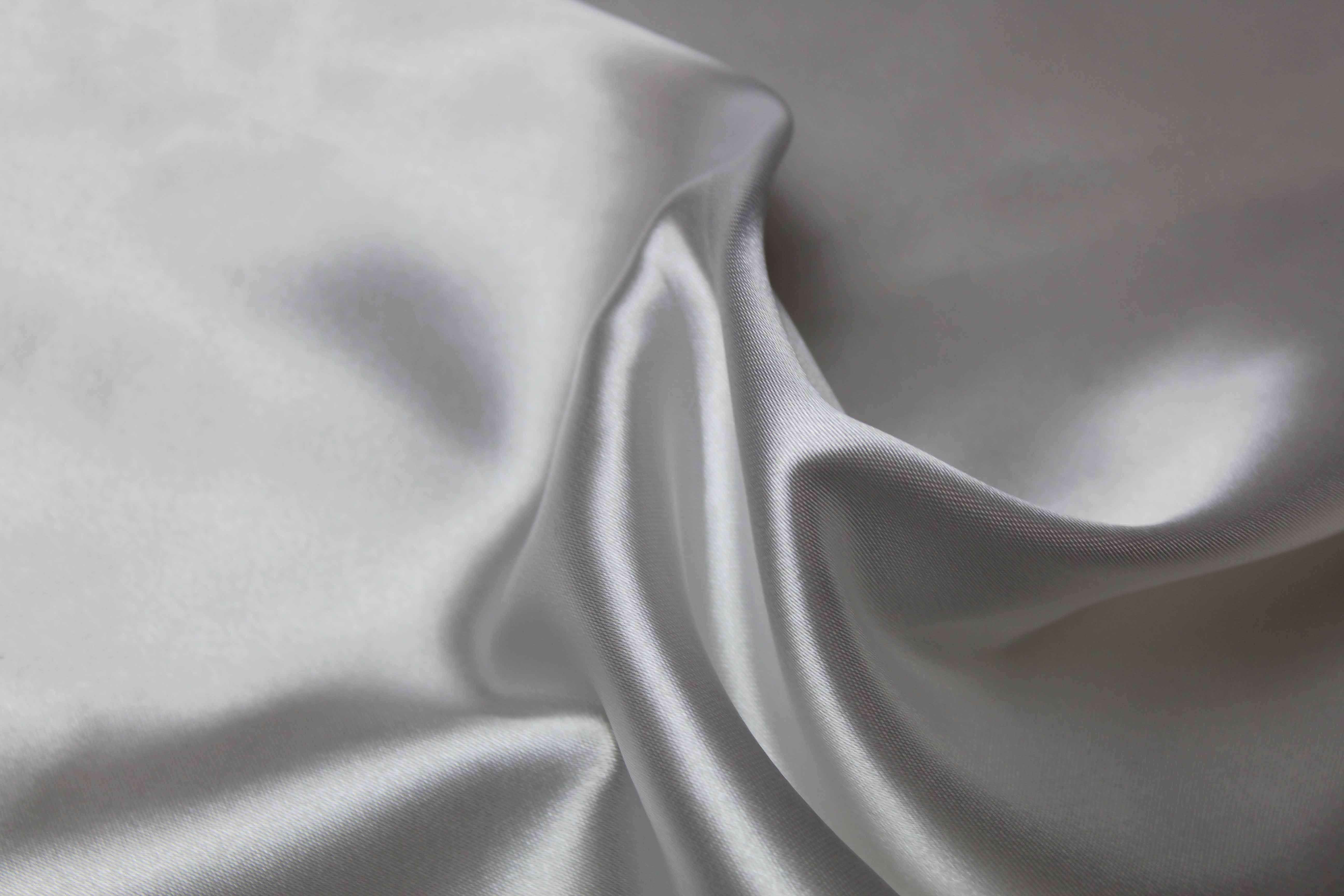 POLY SATIN - WHITE